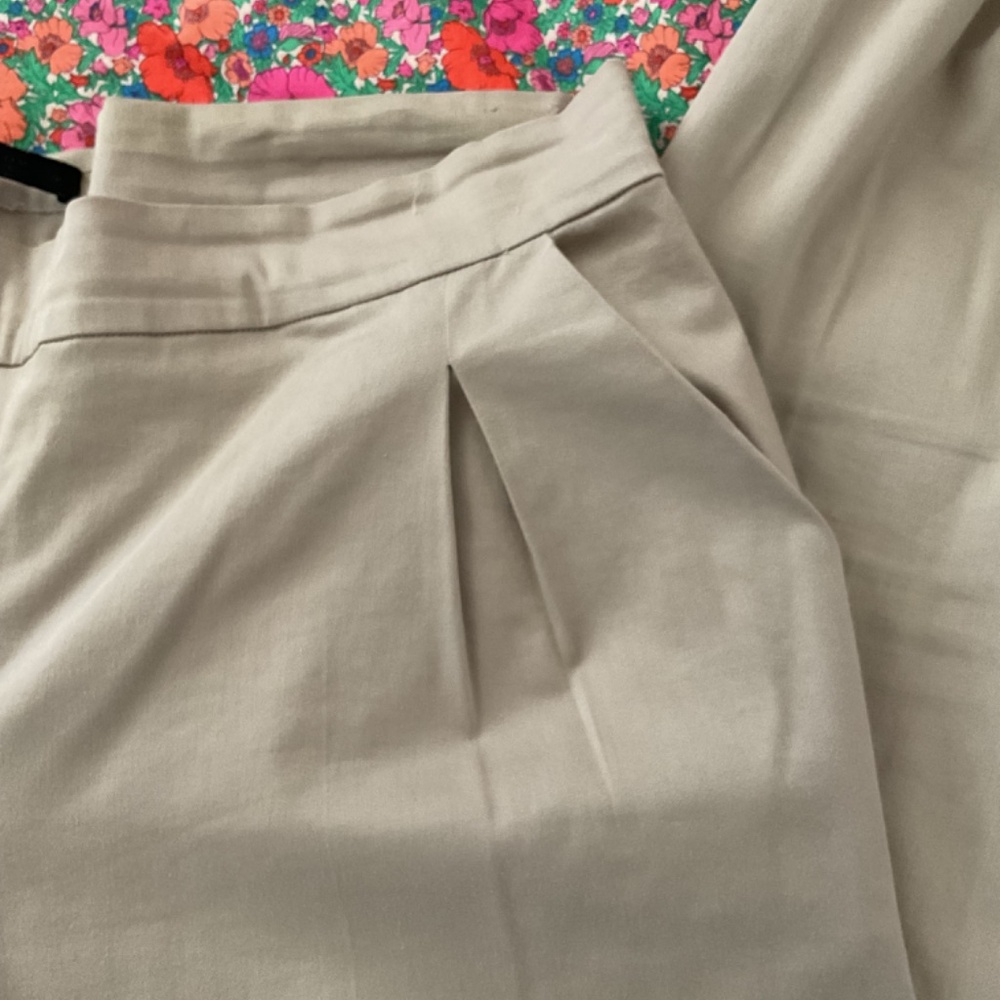 The Row Pull On Pants M - Picture 2 of 9